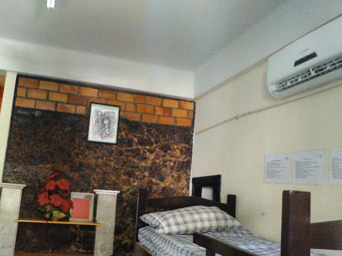 Hostel Casa Da Cacaia E Do Henrique